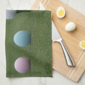 felgekleurde Golf Balls op een berg Theedoek (Quarter Fold)