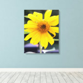  felgele zonnebloem close-up canvas afdruk (Insitu (Houten vloer))