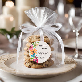 Feliciënkaart met helderroze wilde bloemen voor br ronde sticker