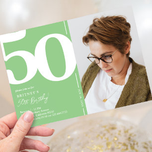 Felicitatiekaart 50ste verjaardag met heldergroene kaart