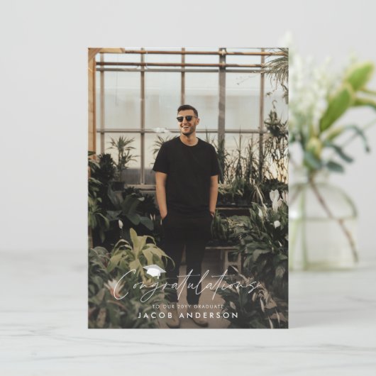 felicitaties van het afstuderen met de eenvoudige  kaart (Staand voorkant)