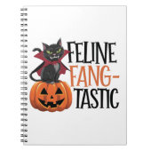Feline Fang-tastic Halloween Vampire Cat Design Notitieboek (Voorkant)