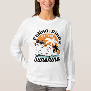 Feline Fine In The Sunshine beroemd gemaakt door R T-shirt