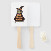 Feline Fun Meets Medische Magie - Een Spooky Verpl Handwaaier (Voorkant en achterkant)