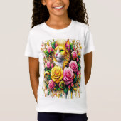 Feline temidden van een levendige bloemenbloei t-shirt (Voorkant)