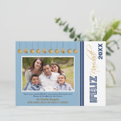 Feliz Navidad Custom Family Holiday Card (blauw) Kaart (Staand voorkant)