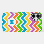 Felle Regenboog Chevron Monogram iPhone Hoesje (Achterkant horizontaal)