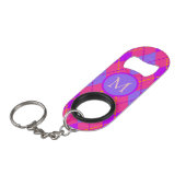 Felle roze en blauwe Argyle patroon monogram Mini Flessenopener (Voorkant Gekanteld)