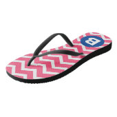 Felle roze en witte chevronpatroonmonogram teenslippers (Schuin)