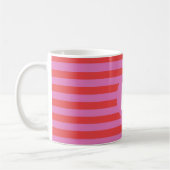 Felle roze tinten gestreepte monogrammen koffiemok (Links)