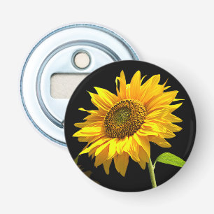 Felle zonnebloem op zwarte achtergrond button flesopener