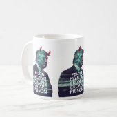 Felon Helping Felons Evil Trump Glitch Art Koffiemok (Voorkant links)