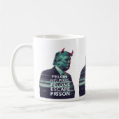 Felon Helping Felons Evil Trump Glitch Art Koffiemok (Links)
