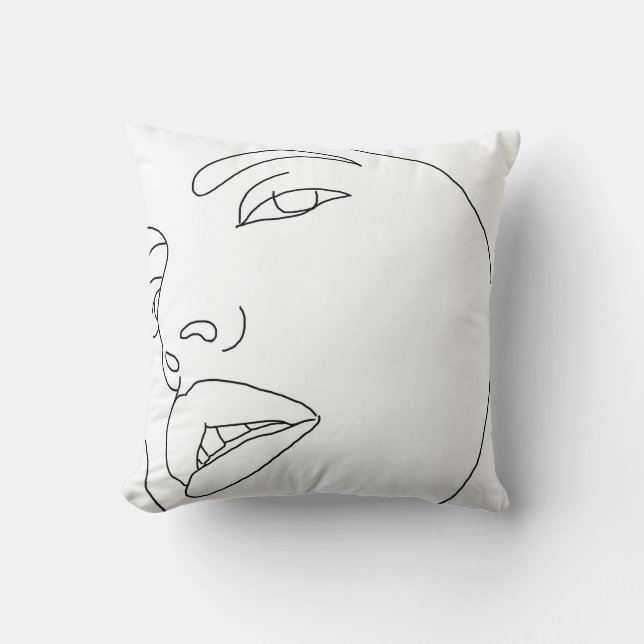 Fem Face Up Close Kussen (Voorkant)