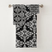 Feminine Black en White Damask Pattern Bad Handdoek (Insitu)