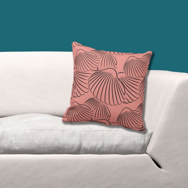 Feminine Coral & Black Seashell Patroon Kussen (Pink Pillow With Black Shell Pattern)