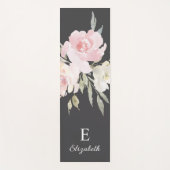 Feminine Floral Girly Pink Monogram Yoga Mat (Voorkant)