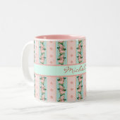 Feminine Monogram Roze Mint Floral Beeld Kijk Tweekleurige Koffiemok (Voorkant links)