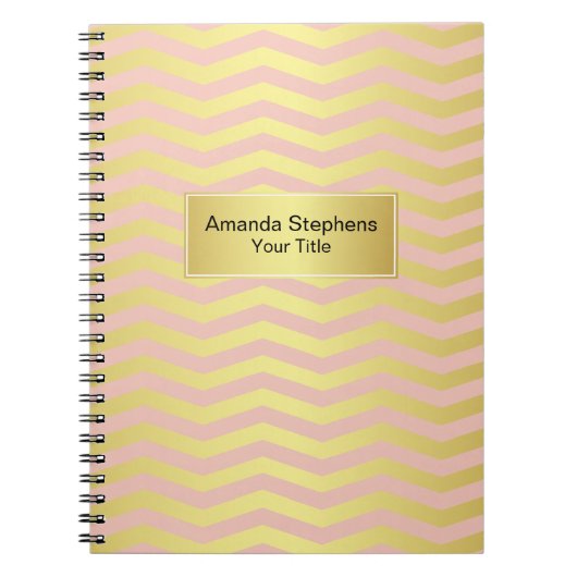 Feminine Pink and Gold Chevron Stripes Pattern Notitieboek (Voorkant)