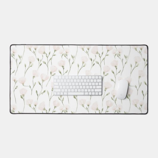 Feminine Pretty Blush Pink Flowers Bureaumat (Keyboard & Muis)