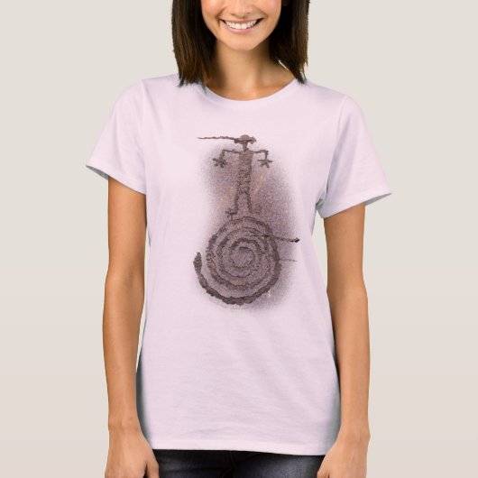 Feminine Spiral Petroglyph T-shirt (Voorkant)