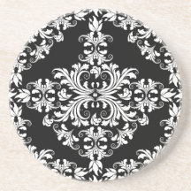 Feminine White op Black Damask