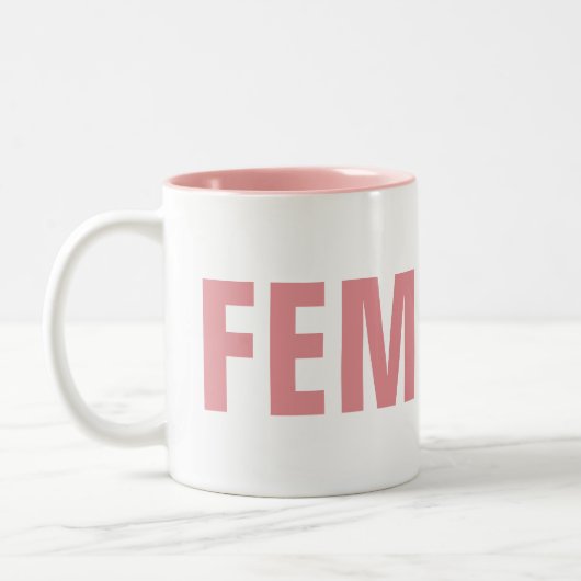FEMINIST Two Tone Mok: Roze en wit Tweekleurige Koffiemok (Links)