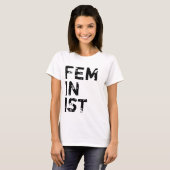 "Feminist" - Zwarte tekst in nood T-shirt (Voorkant volledig)