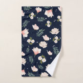  feministisch bloempatroon voor haar marineblauw bad handdoek (Handdoek)