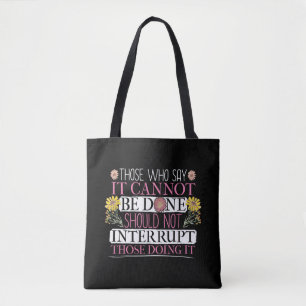 Feministische leider machtigde vrouwen tote bag