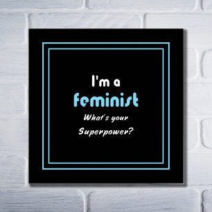 Feministische supermacht slogan wit zwart poster