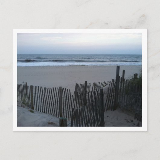 FENCE EN BEACH.jpg Briefkaart (Voorkant)