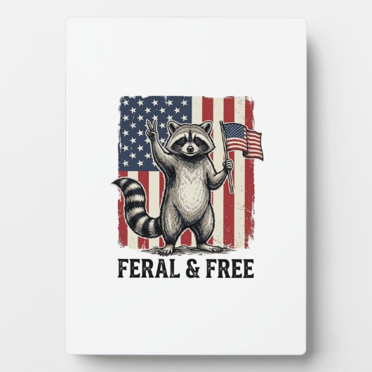 Feral and Free Patriotic Raccoon Vintage Shirt Des Fotoplaat (voorkant)