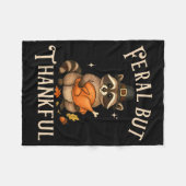 Feral But Thankful Funny Thanksgiving Raccoon  Fleece Deken (Voorkant (Horizontaal))