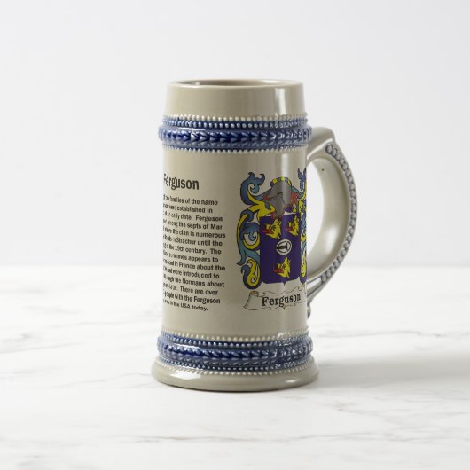 Ferguson Family Coat of Arms op een stein Bierpul (Voorkant rechts)
