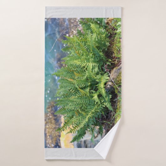 Fern bij het zee badhanddoek (Badhanddoek)