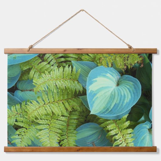 Ferns and Variegated Hosta Botanical Hangend Wandkleed (Voorkant)