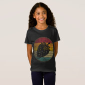  festival van aardbeienvruchten in een verzetkamer t-shirt (Voorkant volledig)