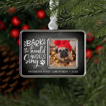 Festive Barks | Eerste kerstdag foto's pet Verzilverd Omlijst Ornament<br><div class="desc">Bark, de herald engelen zingen. Neem de eerste kerstviering van uw huisdier in herinnering met dit schattige ornament met een achtergrond van een bord met een handgeschreven citaat, voorzien van een pootdruk. Voeg uw aangepaste bijschrift (weergegeven met "[Naam] eerste Kerstmis" en het jaar") toe en voeg een foto van uw...</div>