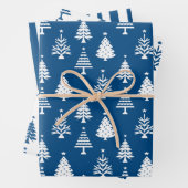 Festive Blue and White Christmas Tree Pattern Inpakpapier Vel (In situ)