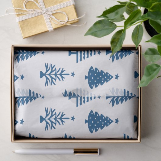 Festive Blue and White Christmas Tree Pattern Tissuepapier (Geschenk)
