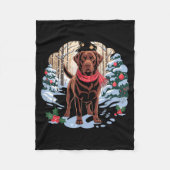 Festive Chocolate Lab In Snowy Forest Winter Xmas Fleece Deken (Voorkant)