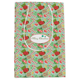 Festive Christmas – Holiday Icons with Stockings Medium Cadeauzakje