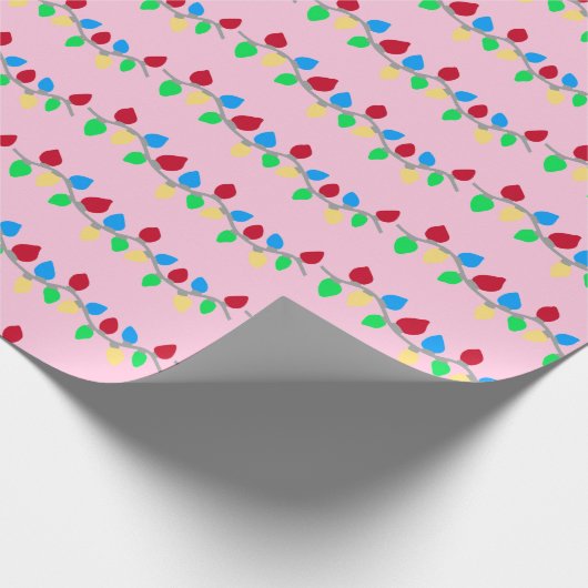 Festive Christmas String Lights on Pink Cadeaupapier (Hoek)