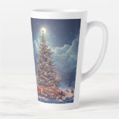 Festive Christmas Tree with Cozy Winter Design gif Latte Mok (Rechts)