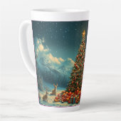 Festive Christmas Tree with Cozy Winter Design gif Latte Mok (Linkerhoek)