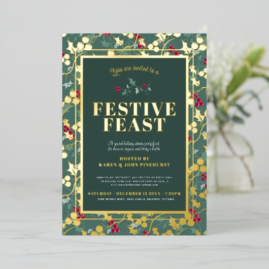 Festive Feast green Goudbesries Kerstdiner Folie Uitnodiging (Staand Voorkant)