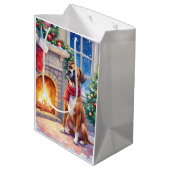 Festive Fireplace Boxer Christmas Art Medium Cadeauzakje (Achterkant Gekanteld)