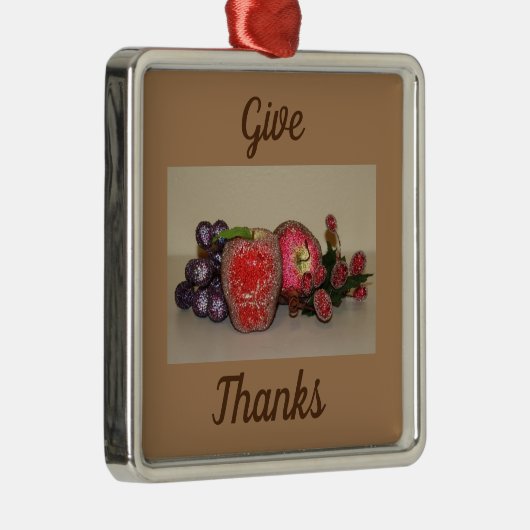 Festive Fruits Ornament (Rechts)