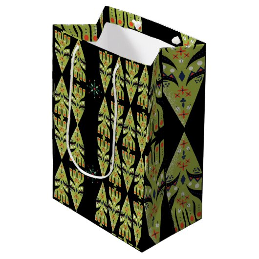 Festive Gift Wrap Green Black Pattern Medium Cadeauzakje (Voorkant Gekanteld)